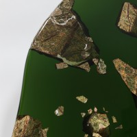  Tara Sakhi - Reconciled Fragments - Table d'appoint "Forest Green"